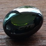 KG-130 Dark olive Green Oval NAGA EYE Manee Naka diamond serpent holy relics fetish hermit meditation virtue healing mystical powers Amulet